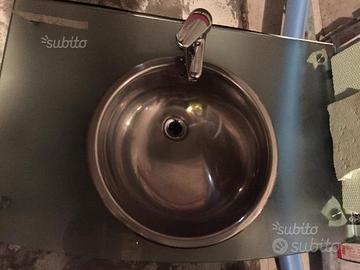 Lavandino bagno