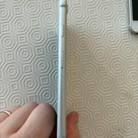 Iphone 8 (?) per pezzi di ricambio