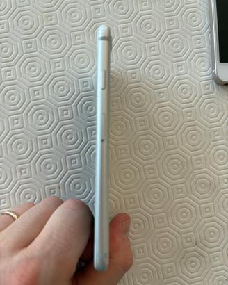 Iphone 8 (?) per pezzi di ricambio