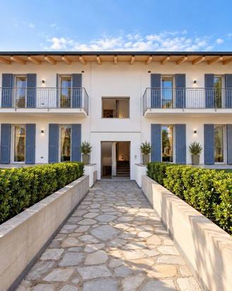 Appartamento di 96 m² con 4 locali e box auto dopp