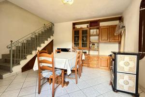 CASA INDIPENDENTE A PISTOIA