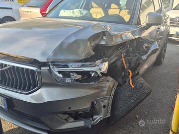 VOLVO XC40 T5 Recharge Plug-in Hybrid Inscriptio