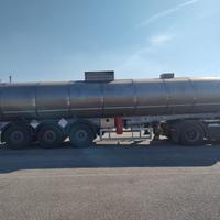 Cisterna sacim su telaio merci per bitume