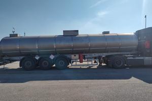 Cisterna sacim su telaio merci per bitume