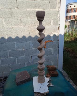 antica colonna tornita