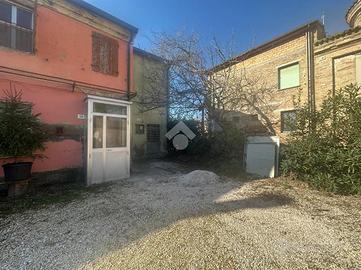 PORZIONE DI BIFAMILIARE A CERVIA
