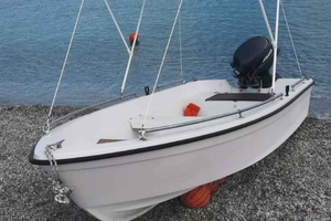 Barca in vetroresina