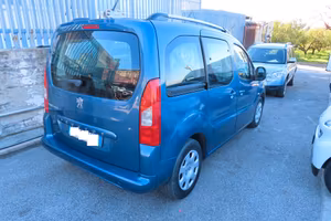 Peugeot PARTNER 1.6 HDI 90 CV CON 7 POSTI A SEDERE