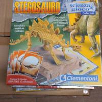 Stegosauro Scienza e Gioco Clementoni