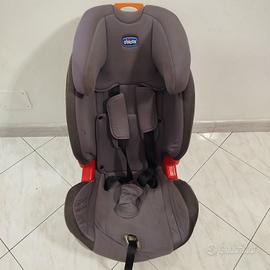 seggiolone auto chicco