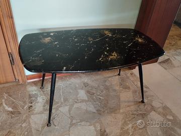 tavolino da caffè anni 60 piano in finto marmo