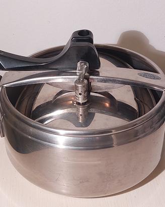 Pentola a pressione Lagostina Brava 5L