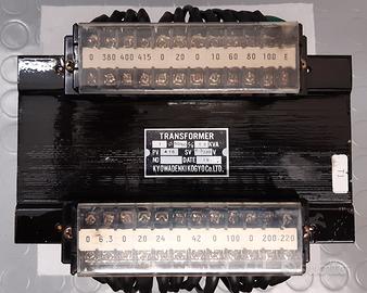 Trasformatore monofase multi-tensione