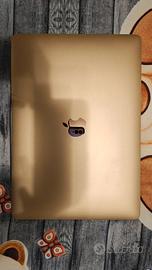 macbook air 2020: chip apple m1, display retina 13