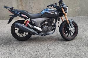 Keeway KRV 125 appena revisionata