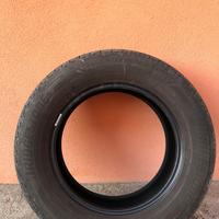 Set 4 pneumatici 215/65 R16