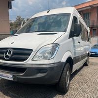 Mercedes Sprinter autonegozio Food truck patente B