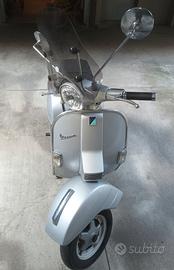 vespa px 151 con accessori 