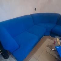 divano a "L" 2.40×2.50