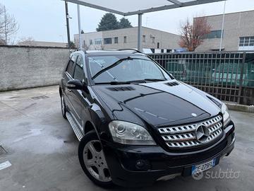 MERCEDES-BENZ ML-320CDI 4x4 GANCIO TRAINO 3500KG