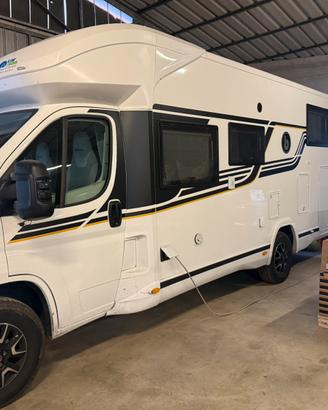 Benimar 263 5posti
