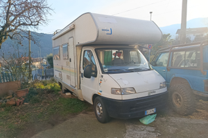 Camper mansardato Fiat Carioca 10 6 posti