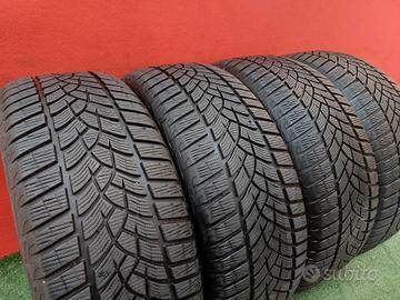 225 55 17 Gomme Invern GoodYear 80-90% 225 55 R17