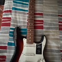 FENDER PLAYER STRATOCASTER