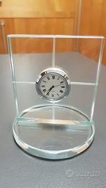 orologio in cristallo da tavolo