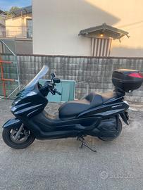 Scooter majesty 400