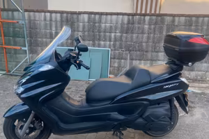 Scooter majesty 400
