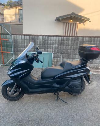 Scooter majesty 400