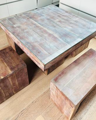 Tavolo il vero legno di noce scuro e 4 panche