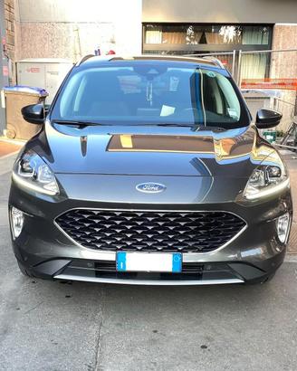 Ford Kuga del 2021 appena tagliandata