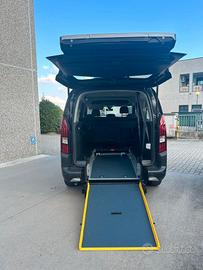 Peugeot Rifter passo lungo TRASPORTO DISABILI con 