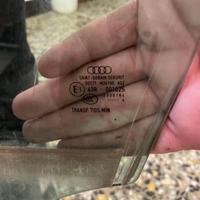 Vetro finestrino SX Ant.. Audi A3 8V  (2012–2016)