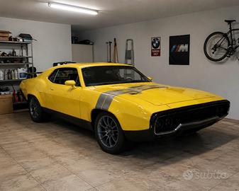  marca Plymouth Satellite Modello Road Runner 