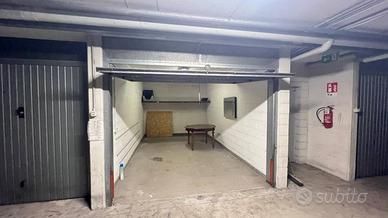 BERNAREGGIO- Ampio Box auto DOPPIO