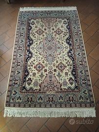 Tappeto orientale firmato 