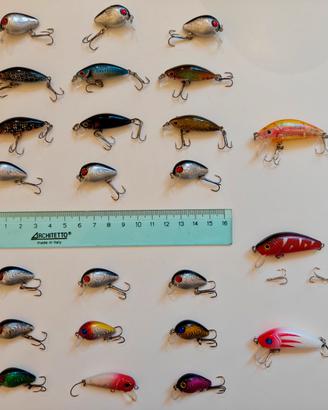 lotto di 24 Minnow pesciolini finti pesca spinning
