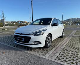 Hyundai i20 5p 1.2 Go 84cv