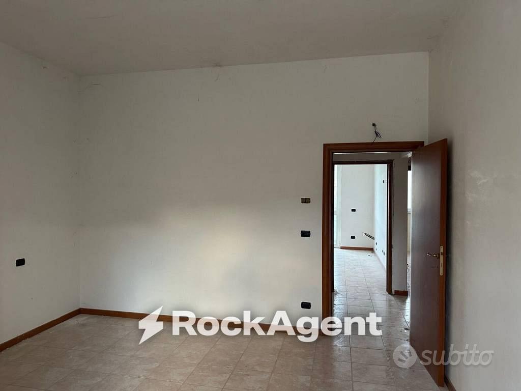 Appartamento – Alanno, Borgo Petricca - Altro