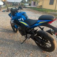 Suzuki gsx s 125cc