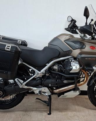 Moto Guzzi Stelvio 1200 NTX