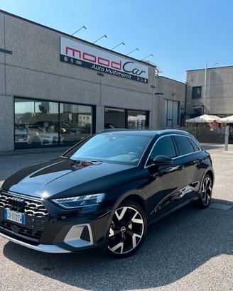 Audi A3 allstreet 2.0 tdi S-Line Identity Contrast
