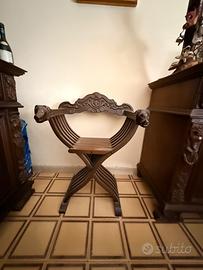 Sedia Savonarola vintage in legno massello