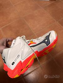 Mizuno Lightning Z8