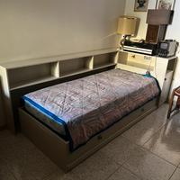 Divano pronto letto/ mobile contenitore e libreria