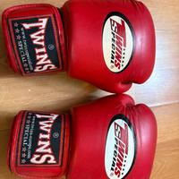 Guantoni twins special