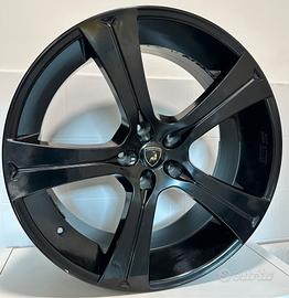 CERCHI IN LEGA LAMBORGHINI URUS DOPPIA MISURA DA 2